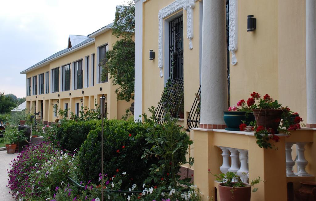 Villa Giulia Islaz Bagian luar foto