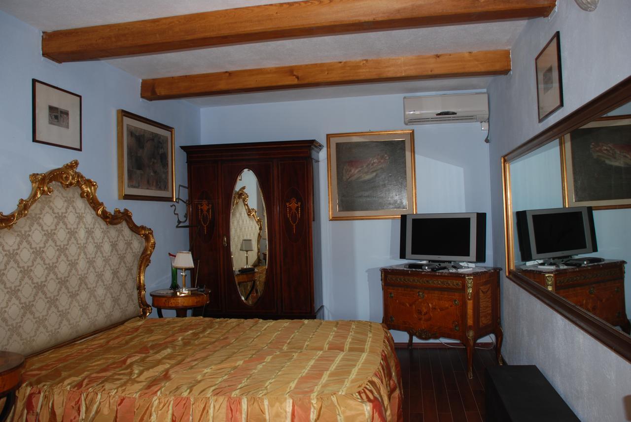 Villa Giulia Islaz Bagian luar foto
